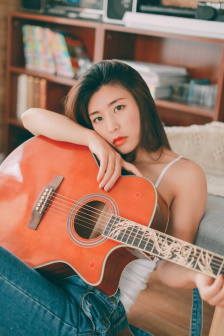 韩彩英三级